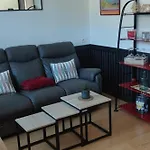 Апартаменты T3 Spacieux Equipe Пьерфит-Несталас